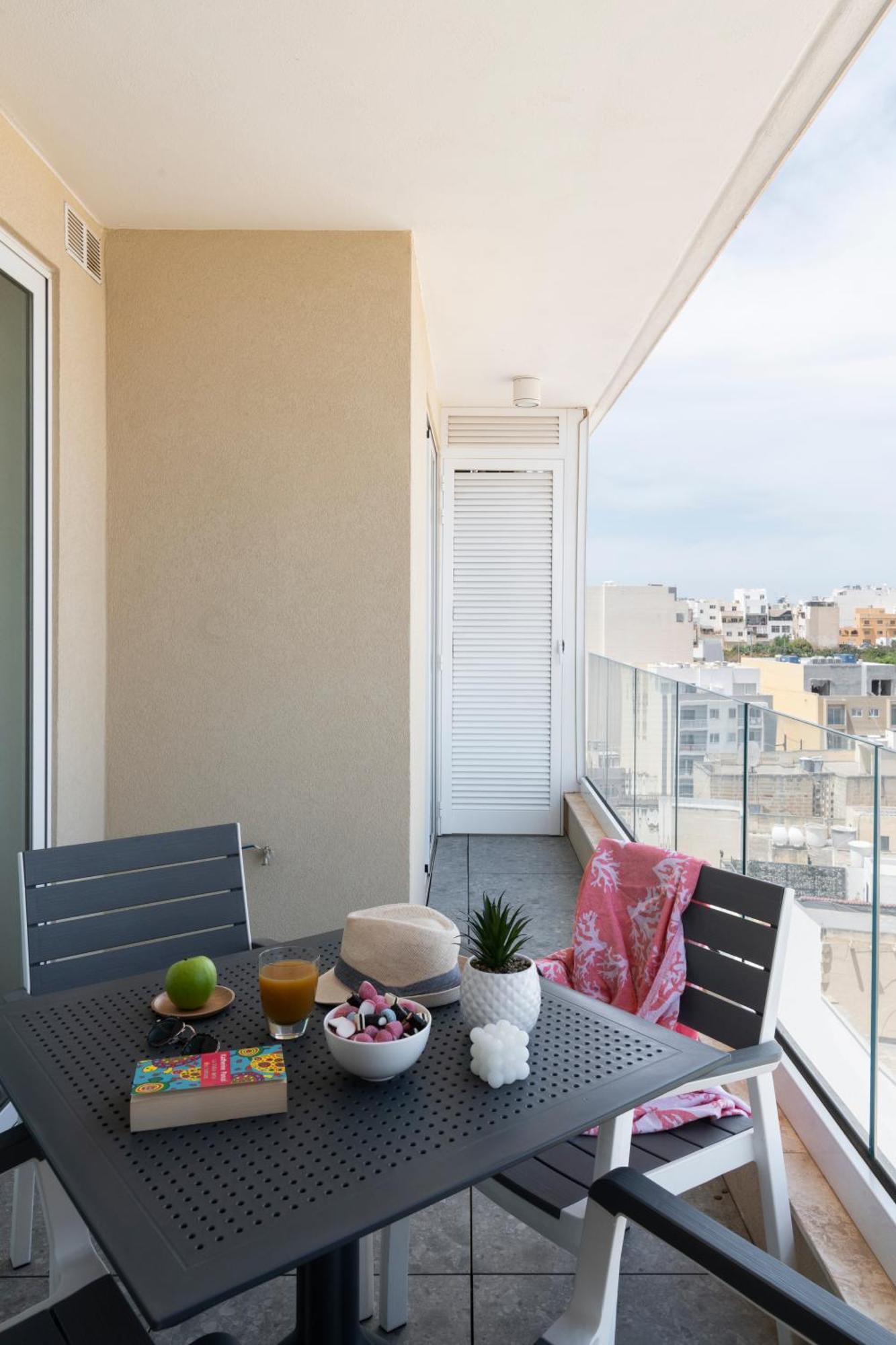 Staymela Apartments - Kappara Экстерьер фото